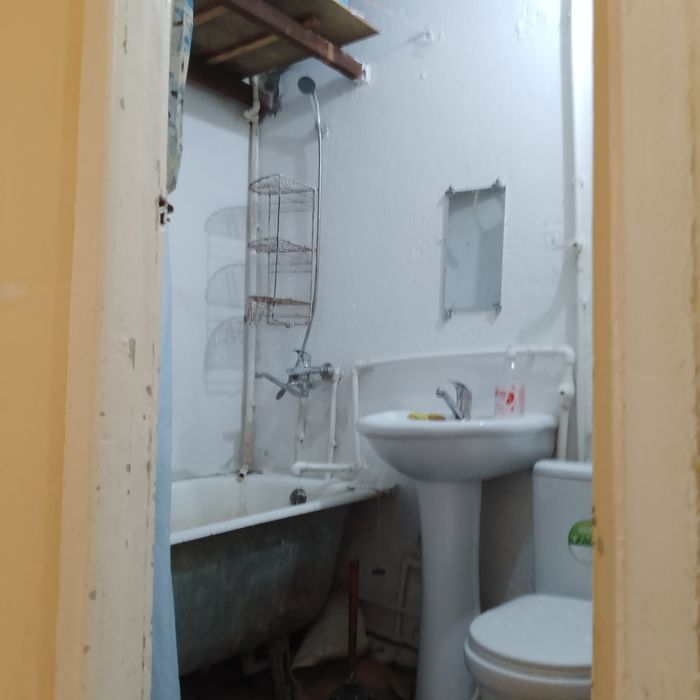 Bez makler Arendaga kuvartera Qarshi shahar paxtazorda 2xona 3-etaj
