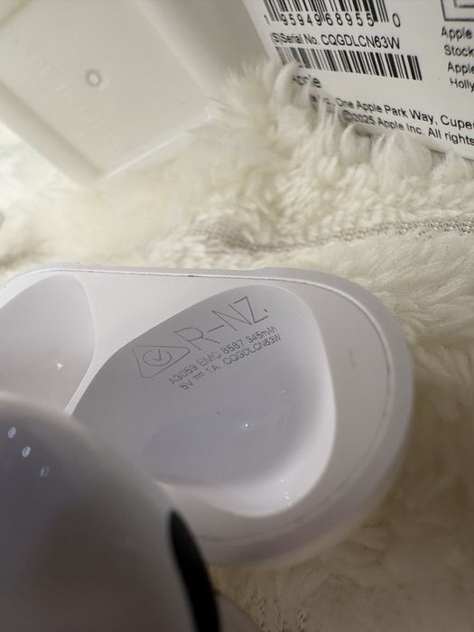 Casti apple airpods 4 ( ANC ) - Noi