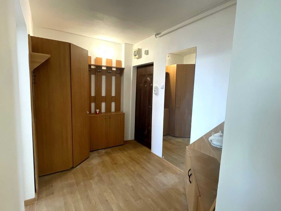 Apartament cu 3 camere in mun. Brasov