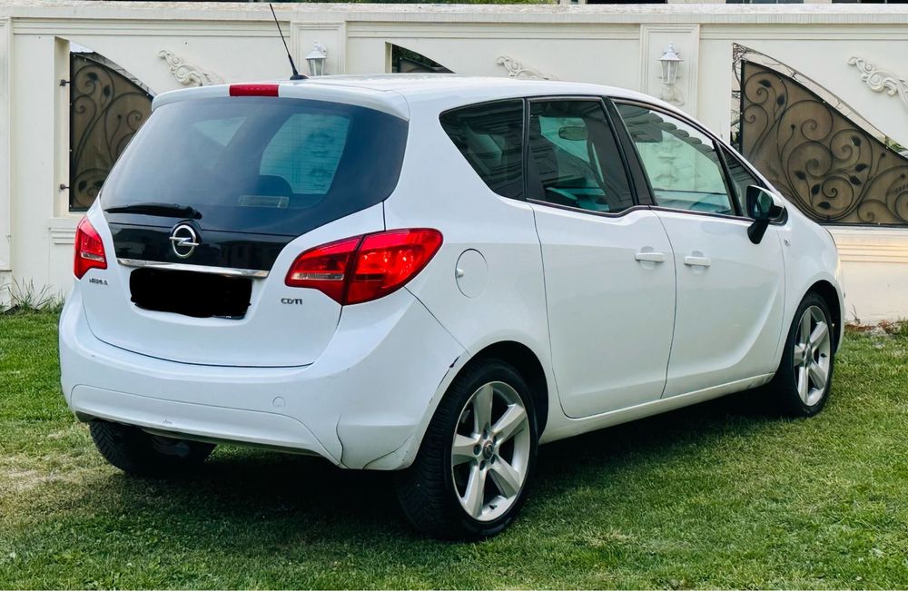 Vând Opel Meriva 2012