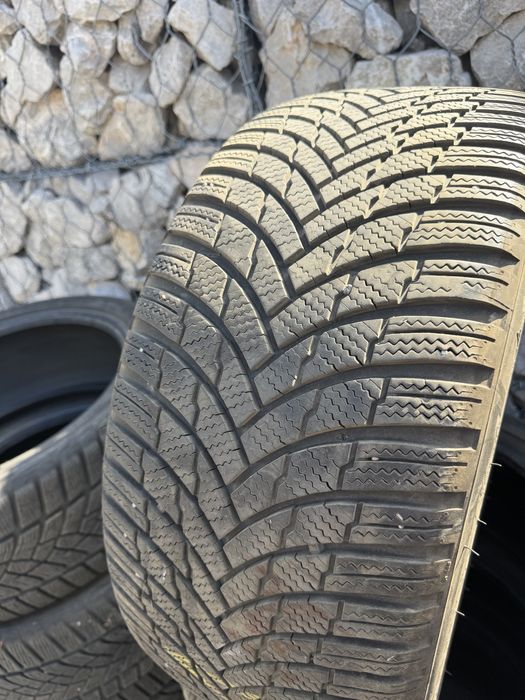 Зимни гуми Firestone 245/40/R18