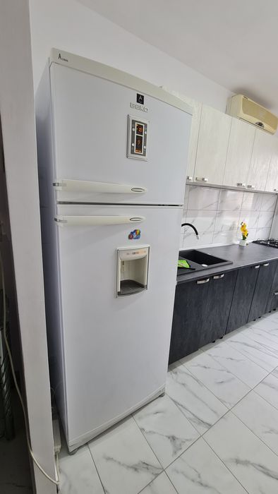 Combina frigorifica ca noua