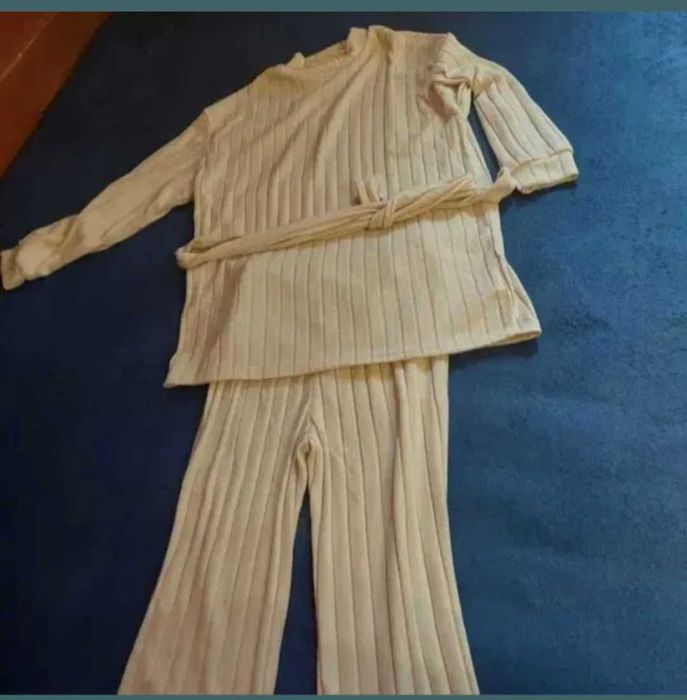 Costum multiseason tricot