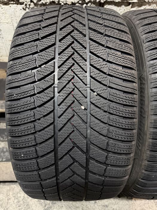 255/35/18 Bridgestone 2бр дот22