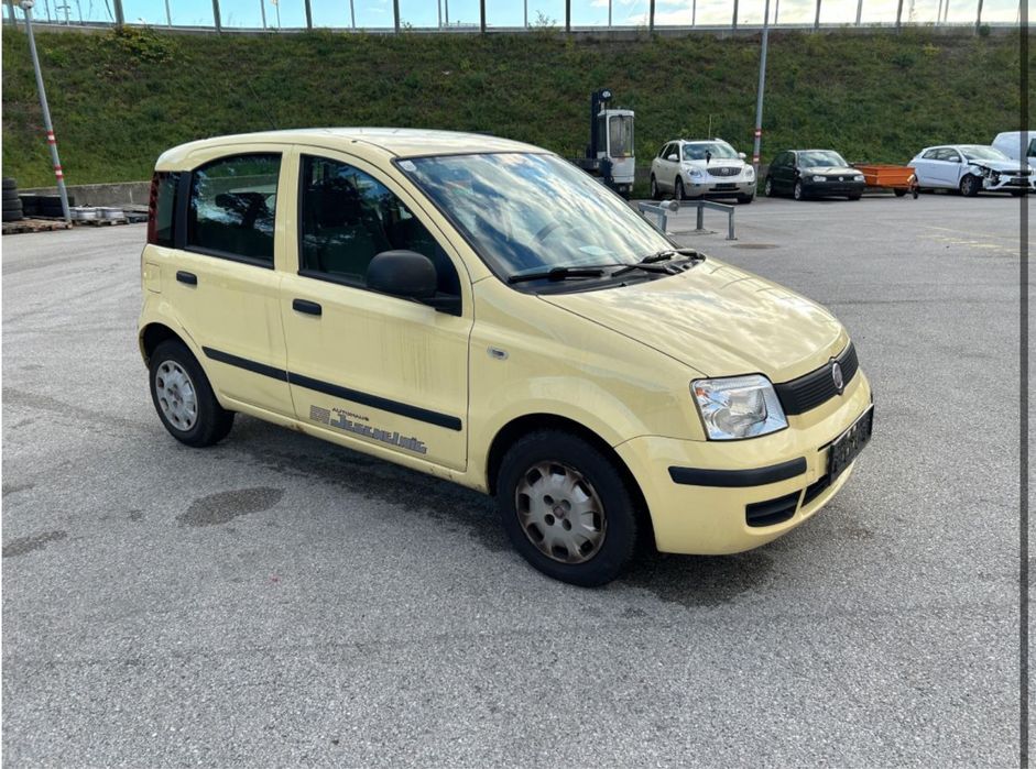 Vând fiat panda.