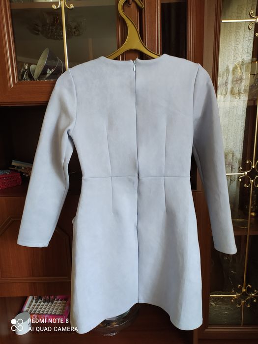 Продам платья женские