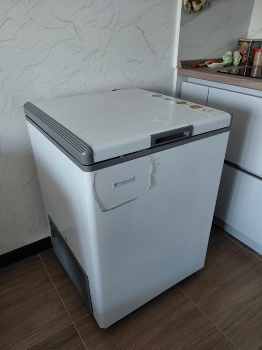 Продаю морозильную камеру