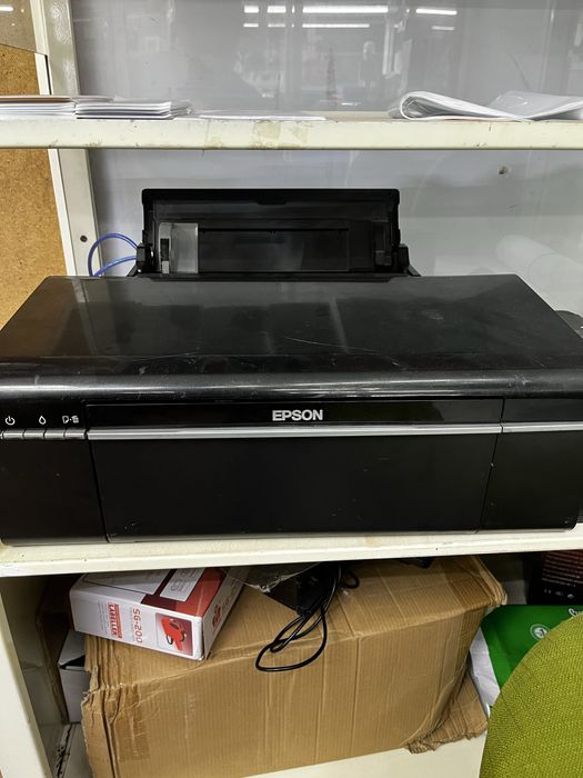 Продаю принтер EPSON