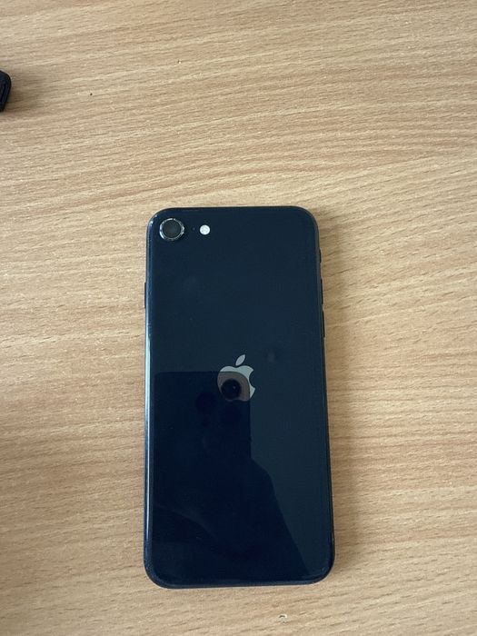 Vand iphone SE 2022