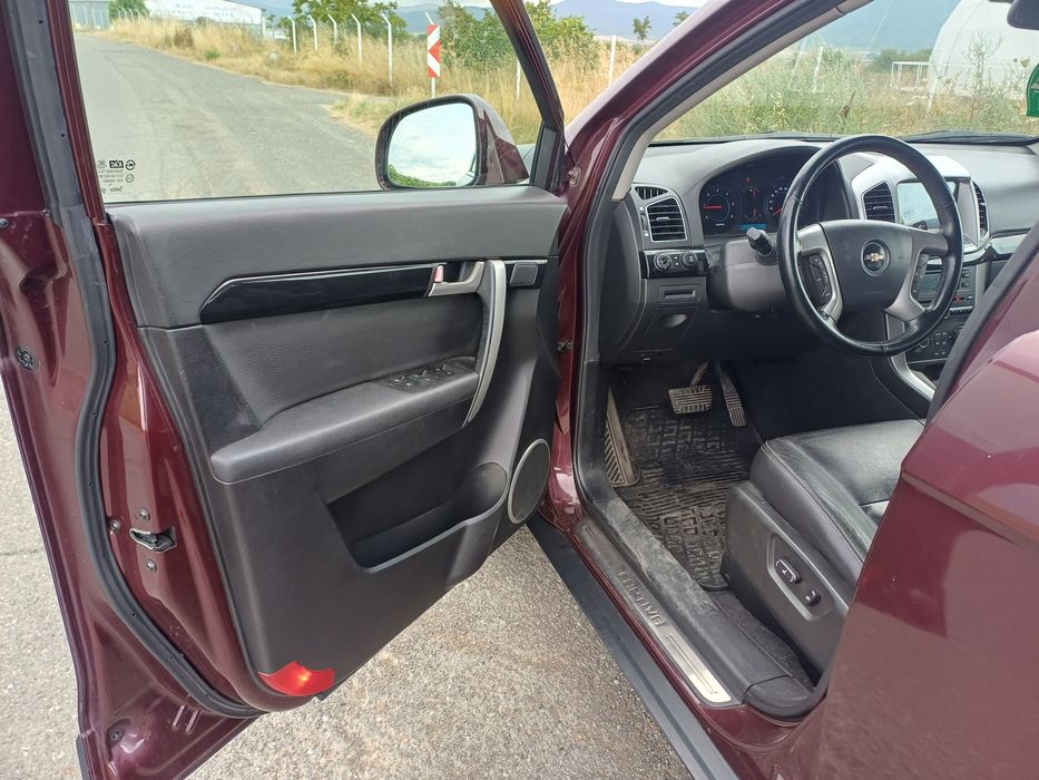 Шевролет Каптива  2.2 184к.с  4×4 авгомат  2012год.