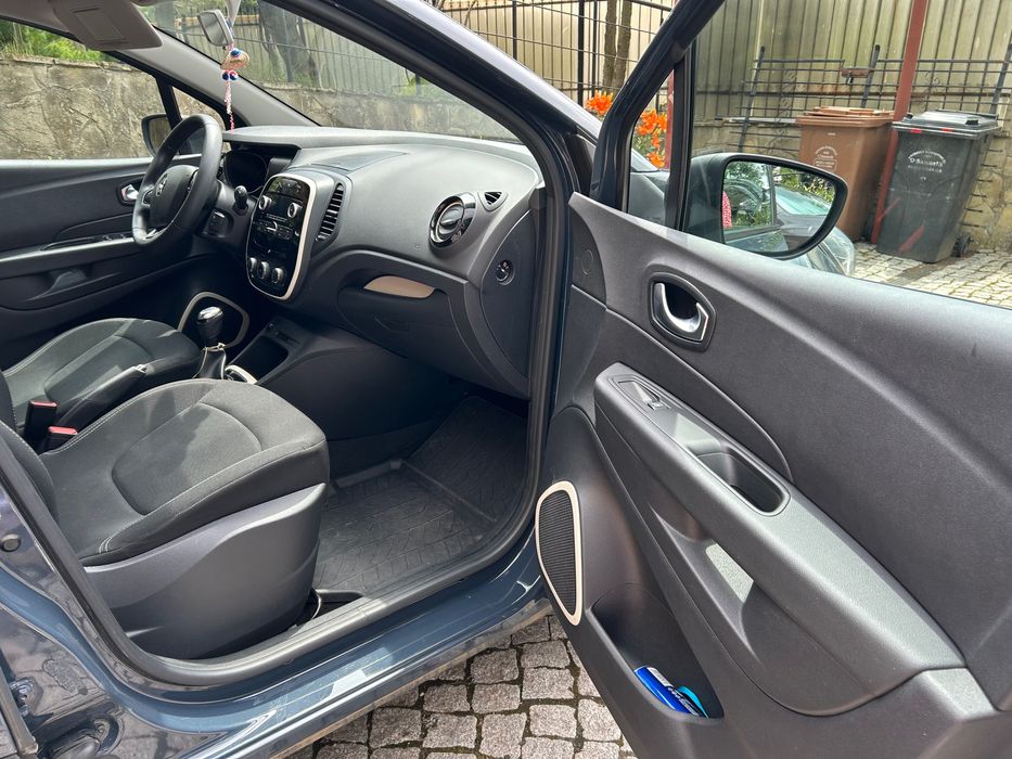 Unic proprietar,vând Renault Captur 2019.