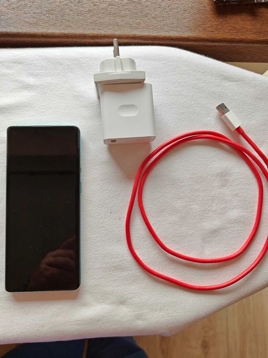 OnePlus 8 Pro 12/256GB Hacking Phone