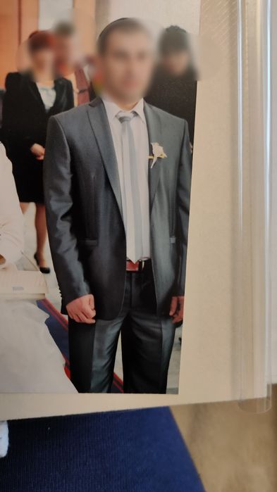 Мъжки костюм 52 размер