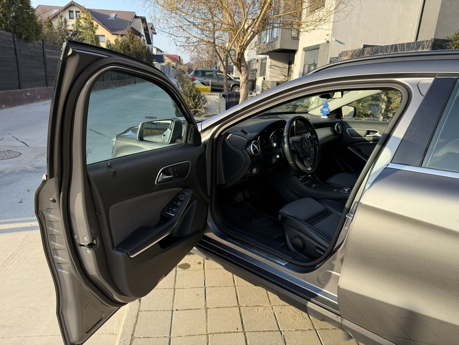 Mercedes-Benz GLA 200d 4MATIC  2017