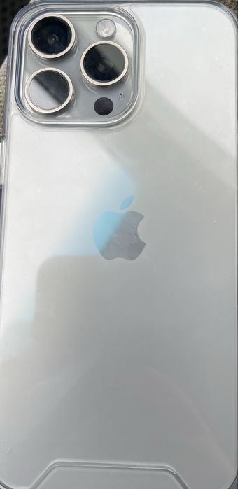 Iphone 15 pro max с гарантий