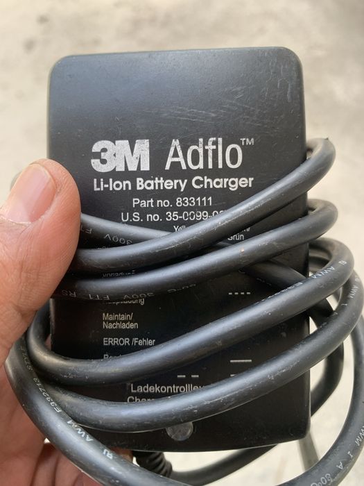 3M Adflo Speedglas  Charger - Black