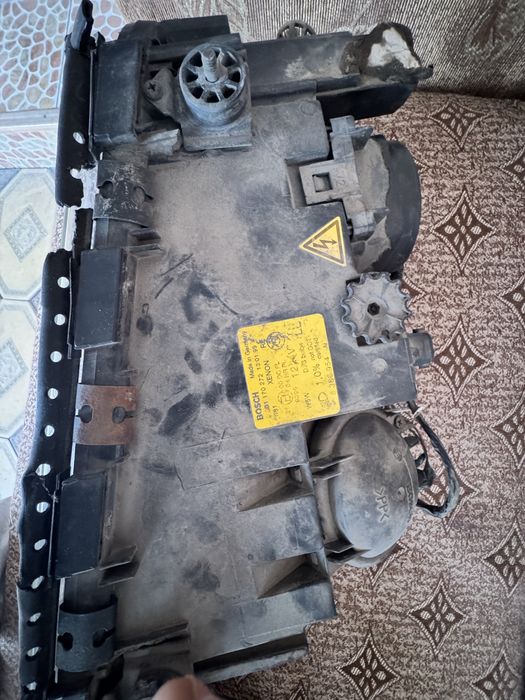 Передние фары BMW E38
