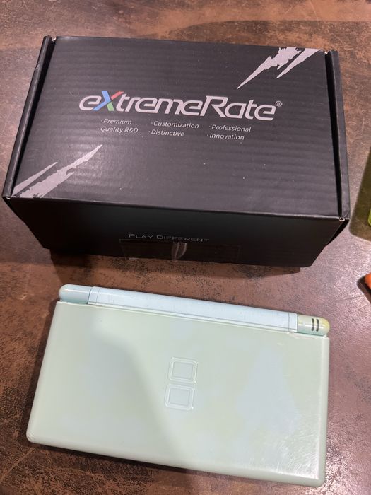 nintendo ds lite