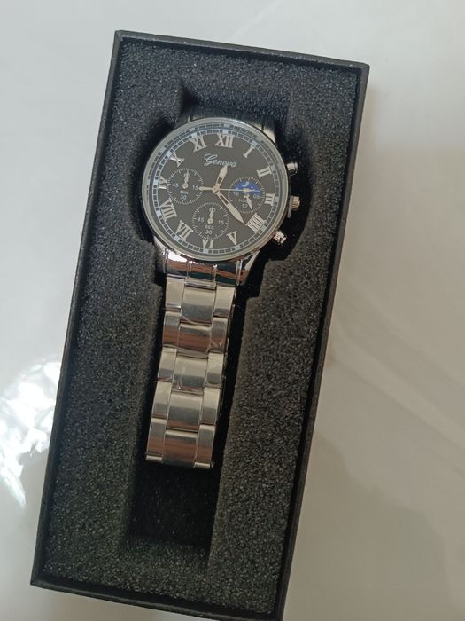 Элегантные часы Geneva – идеальный подарок!