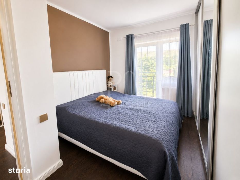 Casa 4 camere de vanzare in Floresti