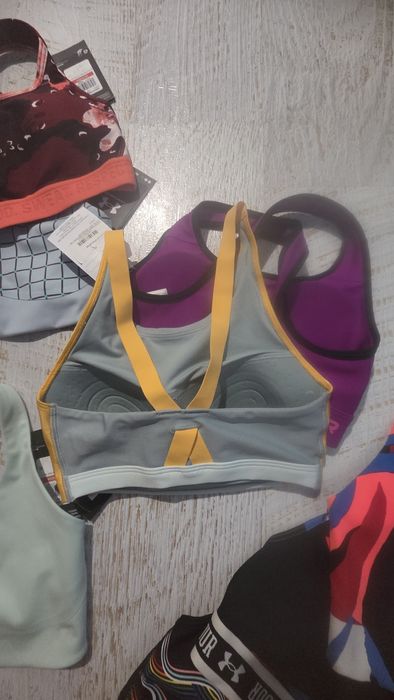 Under Armour нови оригинални спортни сутиен ХС