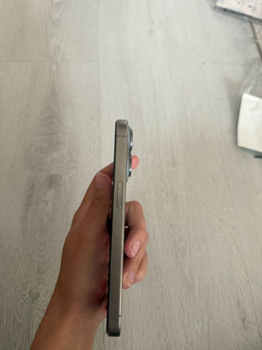 Iphone 15pro акб 80