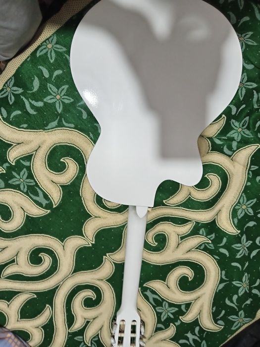 Гитарааа 6 струнная