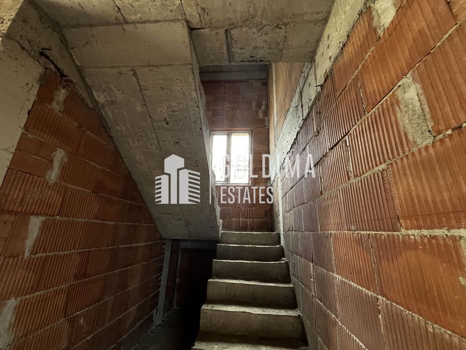 Продава се Къща в Поморие - 192 кв.м за 637 €/кв.м - Снимка #4