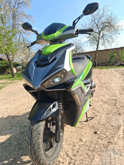 Scuter  50cc aproape nou