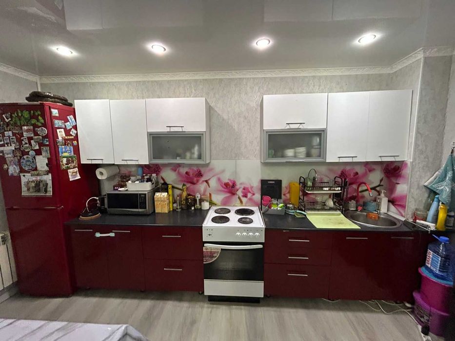 Продам 4х комн кв Тургенева