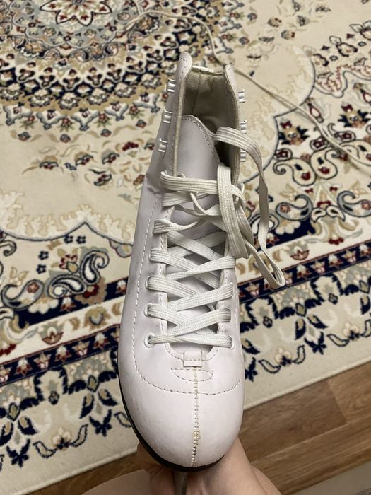 Продам коньки, 39 размер