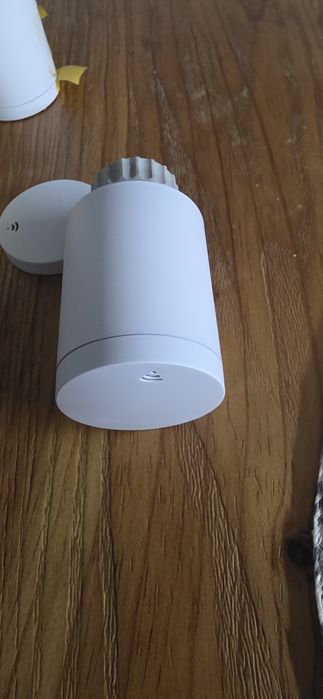 Продавам WiFi електронни глави за радиатор