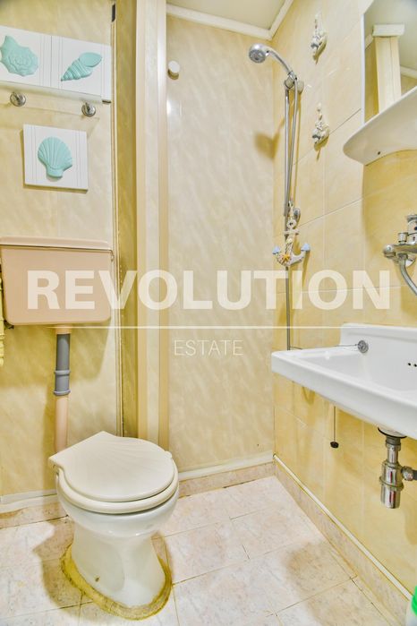 Едностаен апартамент в Центъра на София.