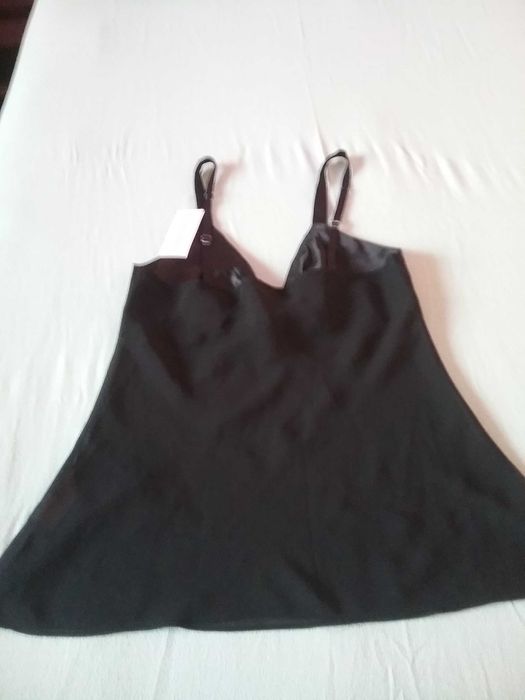 Vând Lenjerie de Noapte  Satin Marimea L