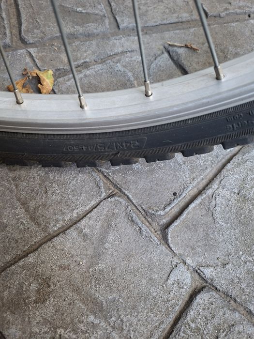 Bicicleta copii 24 inchi aproape noua