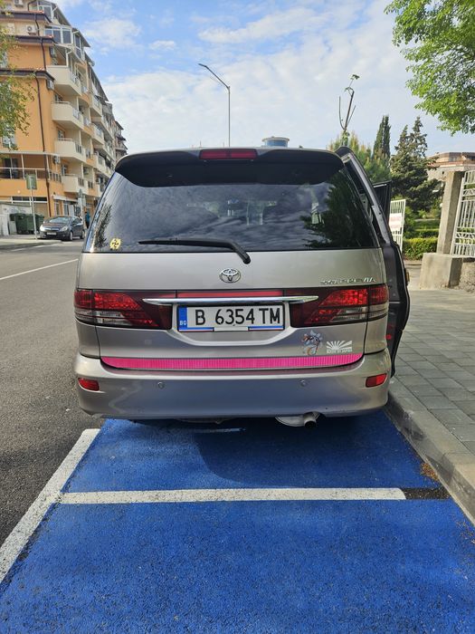 Тойота превия 2.0 D4D