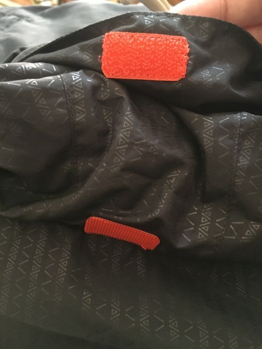 Новая ветровка/дождевик Li-Ning оригинал