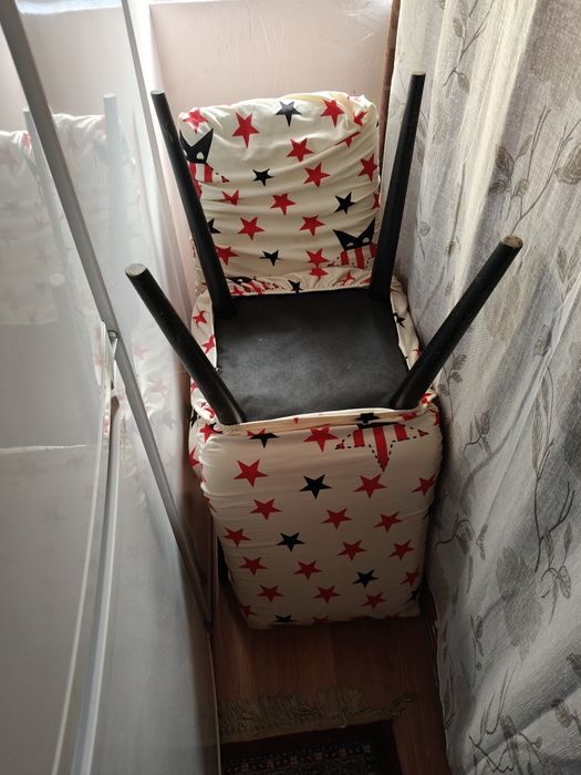 scaune solide lemn cu husa