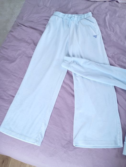 Детски екипи Guess
