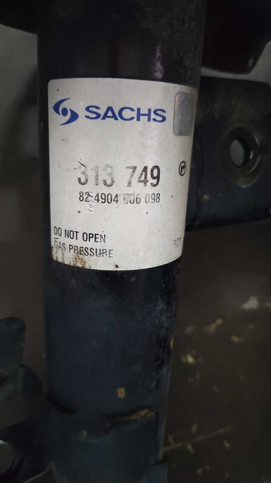Предни амортисьори Sachs за Volvo S80 V70 XC70 и др. Ford Mondeo S-Max