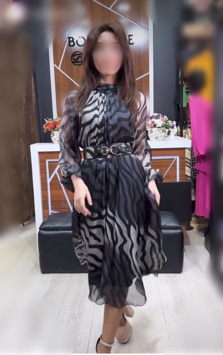 Шикарное платье от "OF WHITE", Турция.