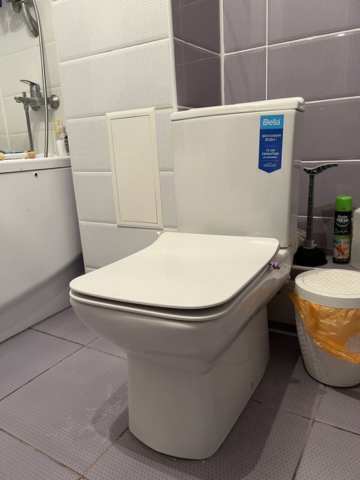 Отдам бесплатно 2 унитаза