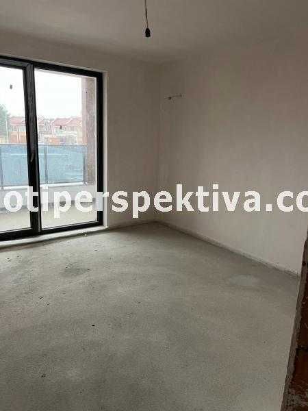 Продава се Двустаен апартамент в Пловдив, Христо Смирненски - 70 кв.м за 1340 €/кв.м - Снимка #2