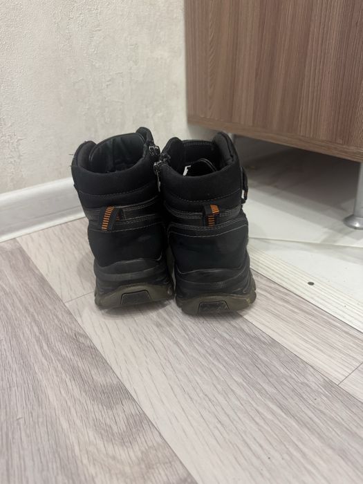 Продам обувь зима