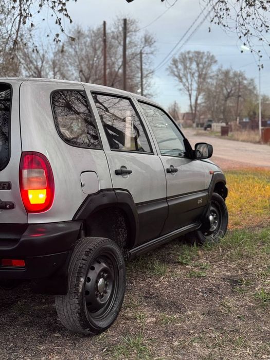 Нива Шевроле ваз 2123