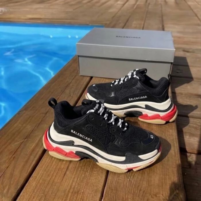 Balenciaga Triple S