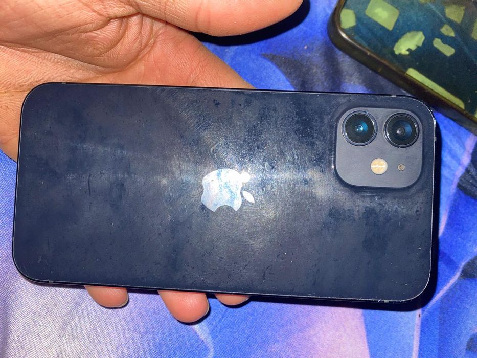 Vând iPhone 12 , 128GB