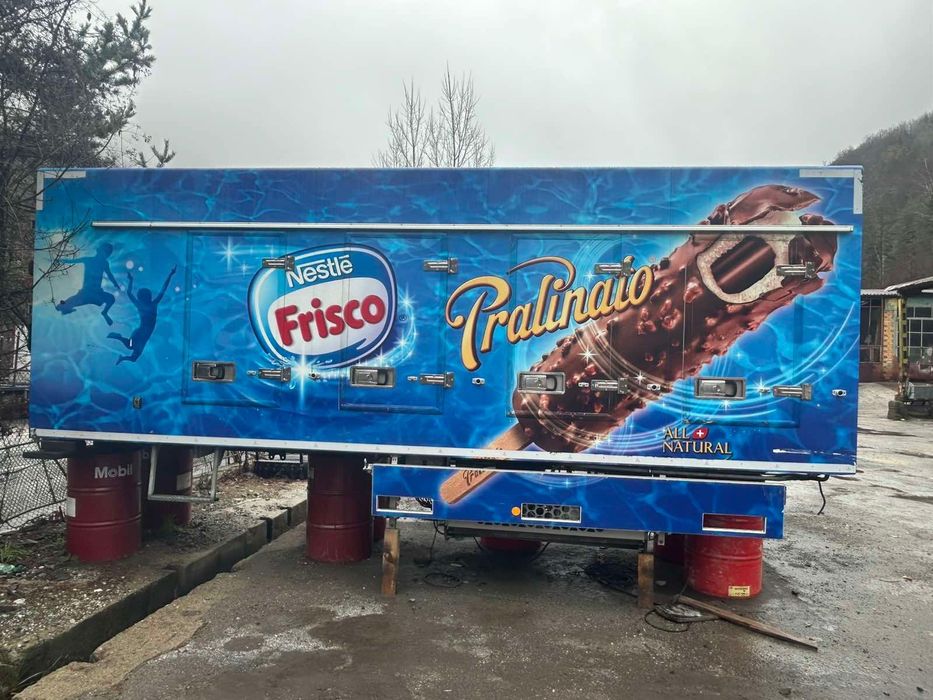 Минусов хладилен фургон