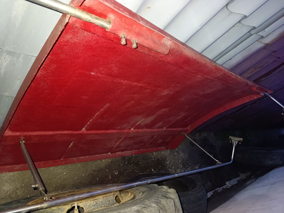 Козырек для грузовой автомашины