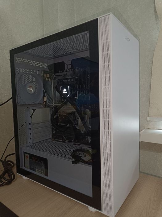 i5-12600K / 32GB DDR4 / B760 Pro RS / Corsair